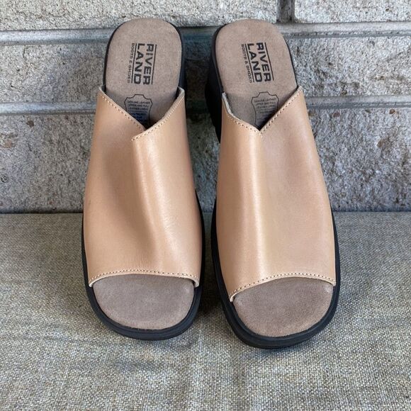 Leather River Land sandal - Picture 2 of 4